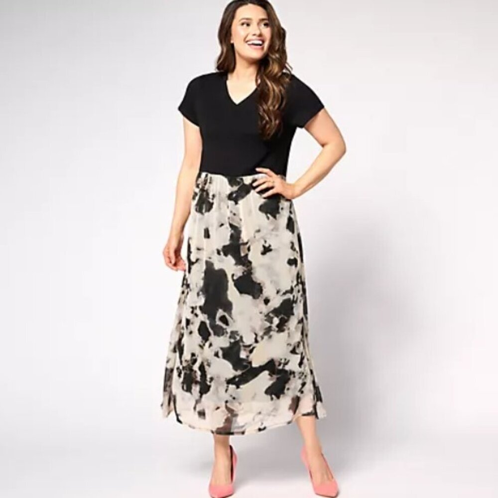 LOGO by Lori Goldstein Petite Print & Solid V-Neck Dress Black - XLP